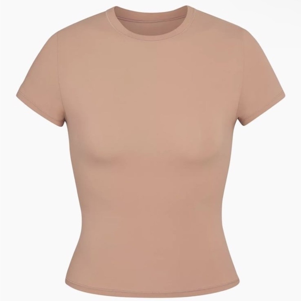 SKIMS Fits Everybody T-Shirt
